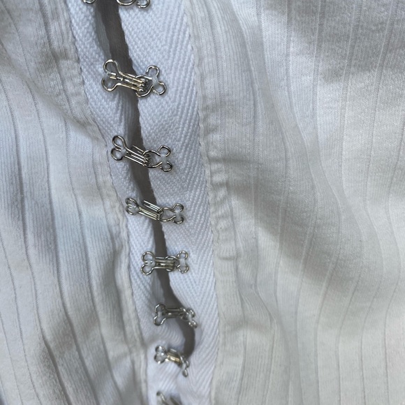 Adjustable Crop Top - Picture 4 of 4